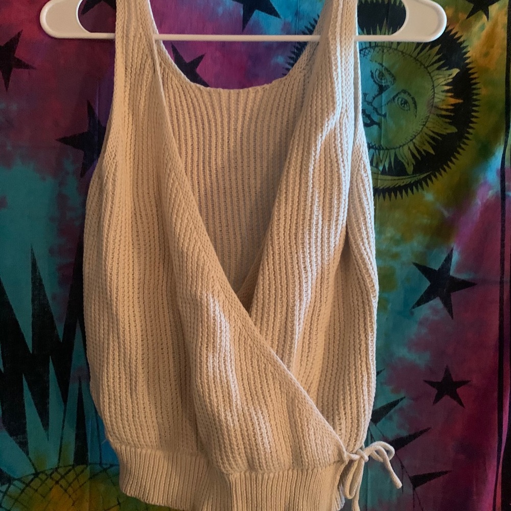 No sleeve top